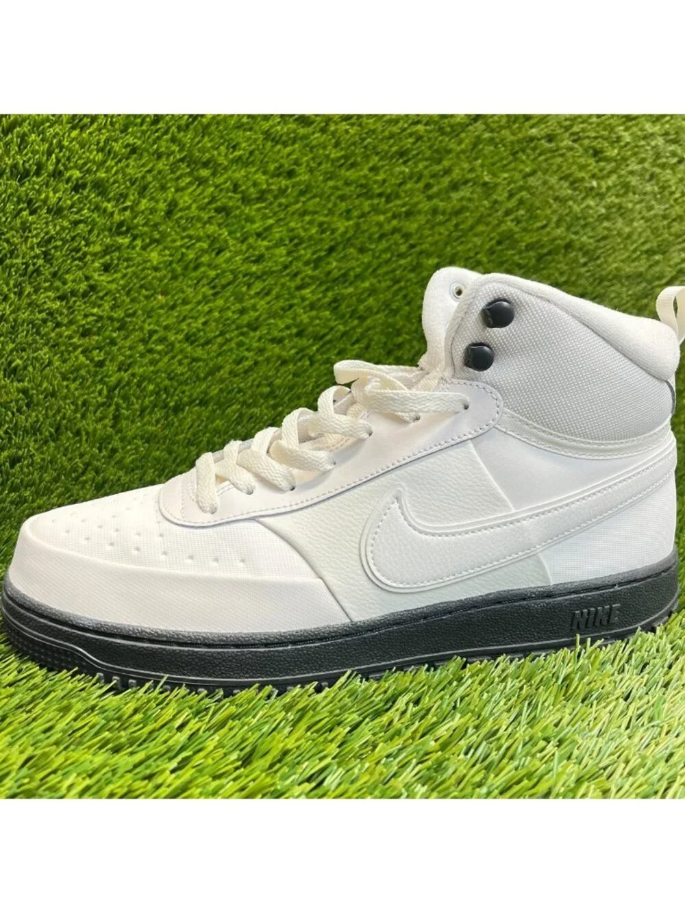 Nike Court Vision Mid Winterized Mens Size 11 Ivory Athletic Shoes Sneaker Boots